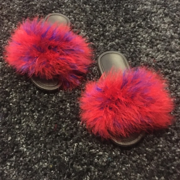 Berrylicious Fur Slides - Picture 4 of 4